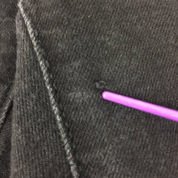 Chico's Fabulously Slimming Black Jeans Size 0.5 - Picture 13 of 13